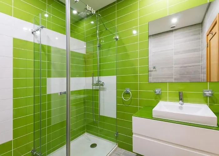 Fantastic Townhouse With Pool And Sea Views Albufeira