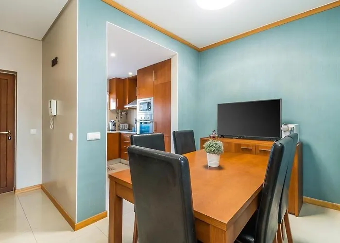 Tatil Evi Fantastic Townhouse With Pool And Sea Views *