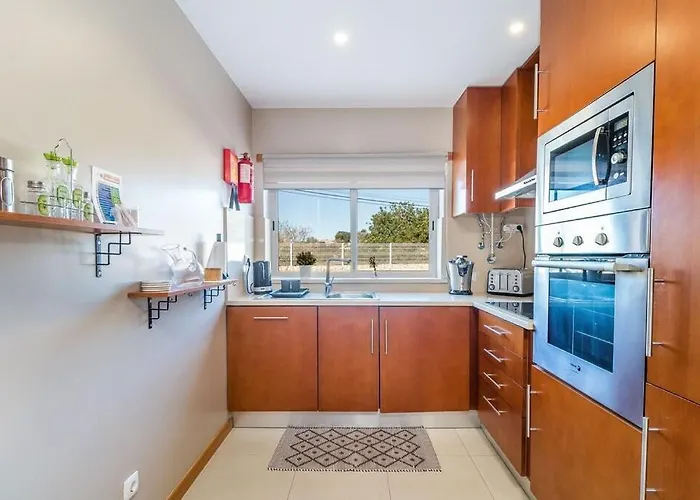 Tatil Evi Fantastic Townhouse With Pool And Sea Views