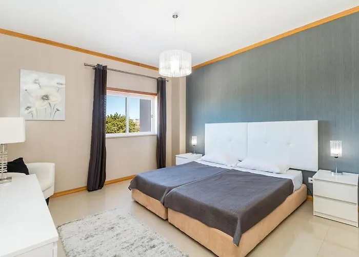 Fantastic Townhouse With Pool And Sea Views Tatil Evi Albufeira