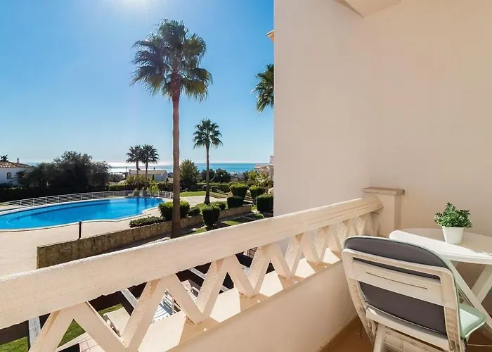 Tatil Evi Fantastic Townhouse With Pool And Sea Views